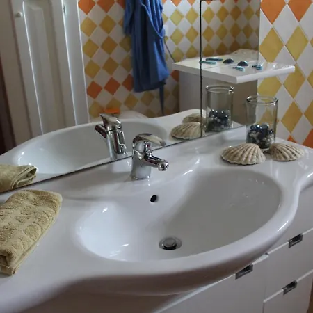 Apartment Tra Mare E Natura *